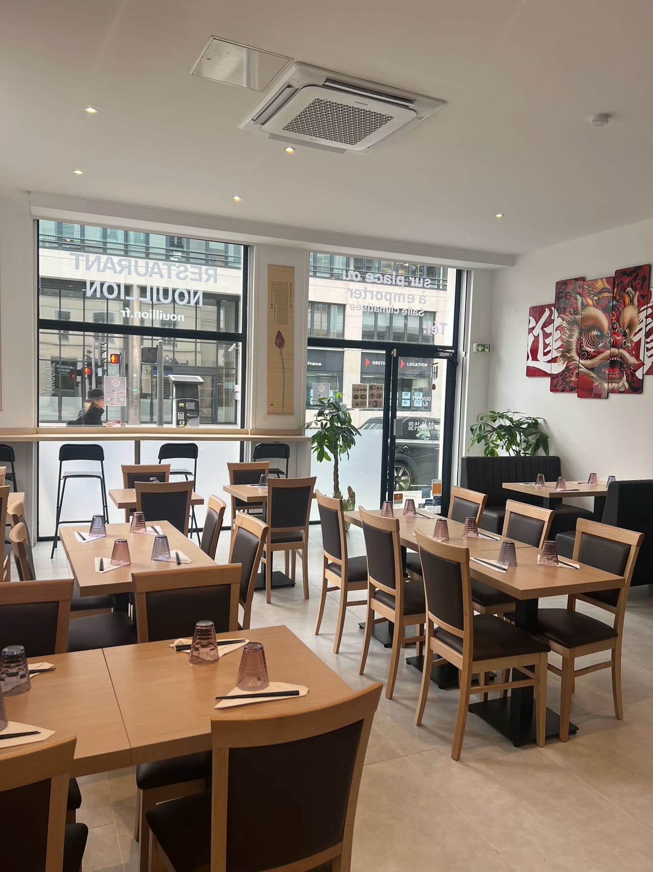 Salle du restaurant Nouillion